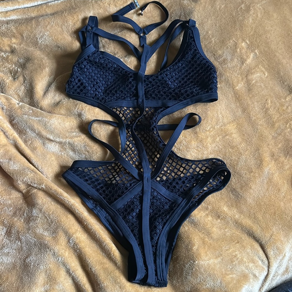 Bathing suit